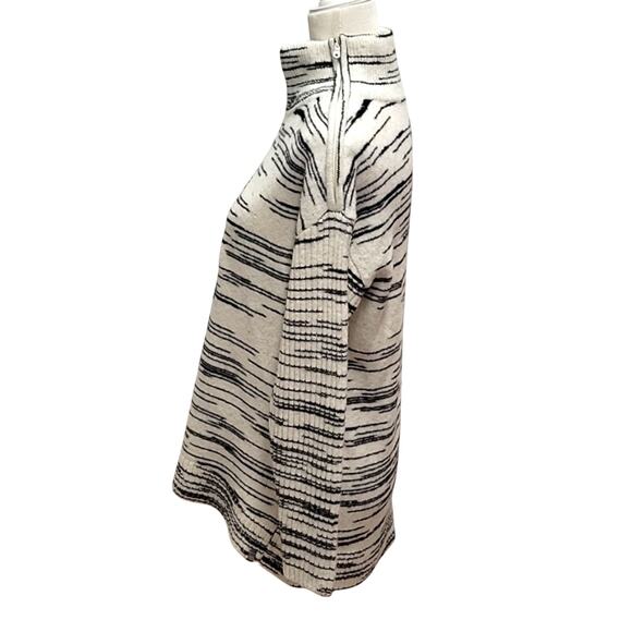 T by Talbots Turtleneck Black and White Sweater Zip Shoulder/Neck Women's Sz S - Picture 2 of 11